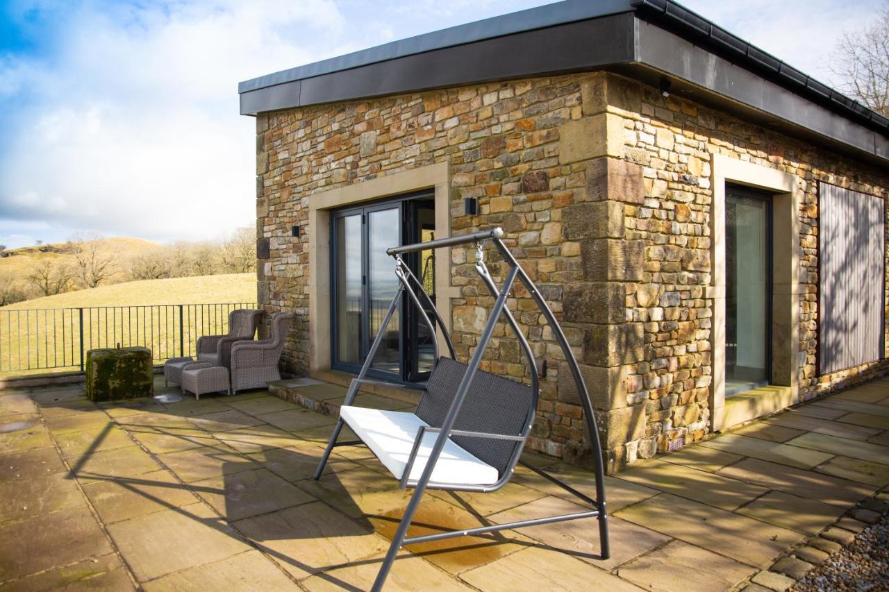 The Chicken Shed At Knowle Top Clitheroe Exterior photo